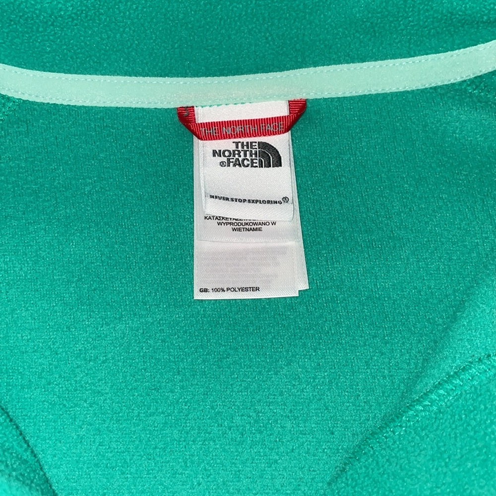 The North Face women’s size XL/TG. 100% polyester. - Picture 4 of 7
